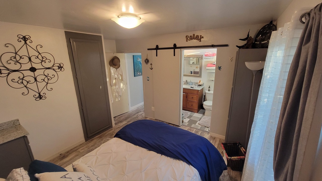 Photo of Bedroom in East Side Capistrano