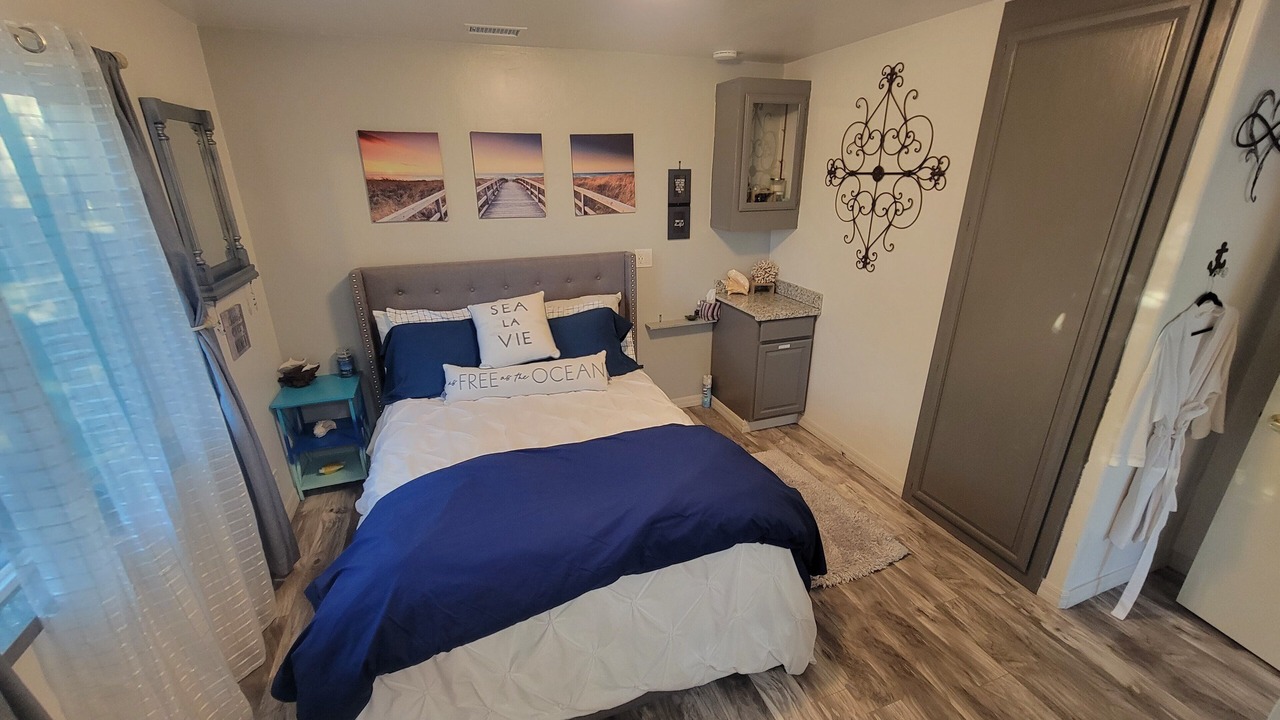 Photo of Bedroom in East Side Capistrano