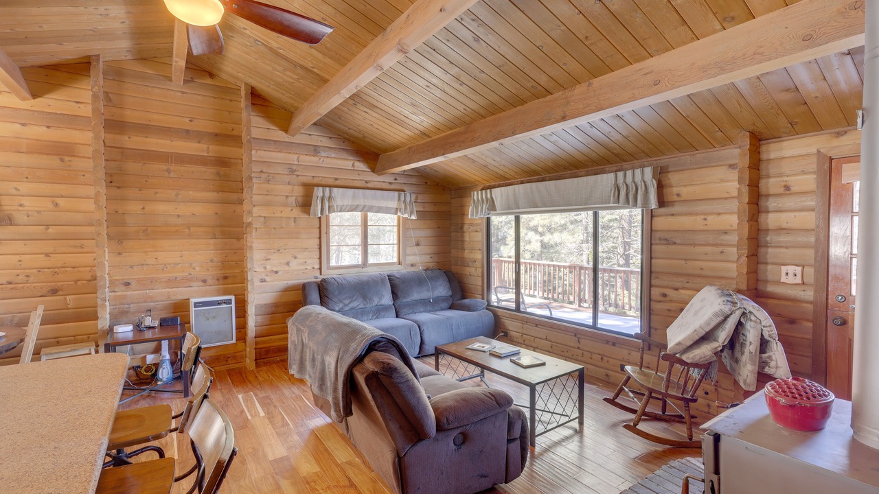 Photo of Bedroom in Pine Mountain Club