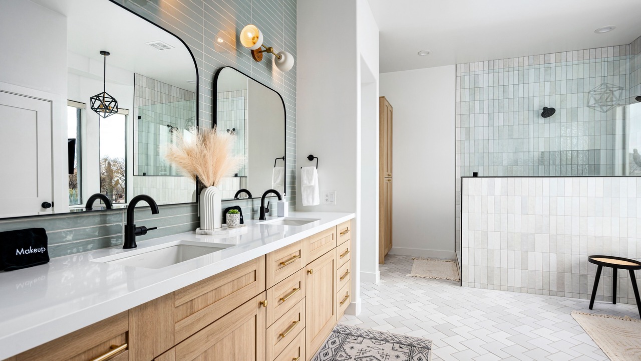 Photo of Bathroom in Pinnacle Peak