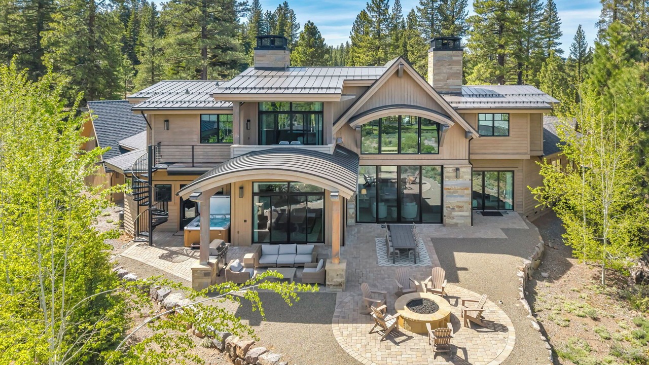 Photo of Outdoor in Ponderosa Palisades