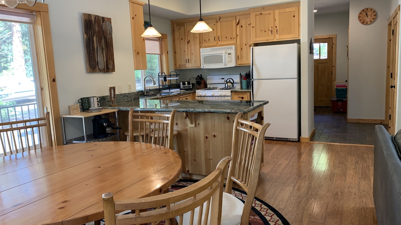Photo of Kitchen in Lake Almanor Country Club