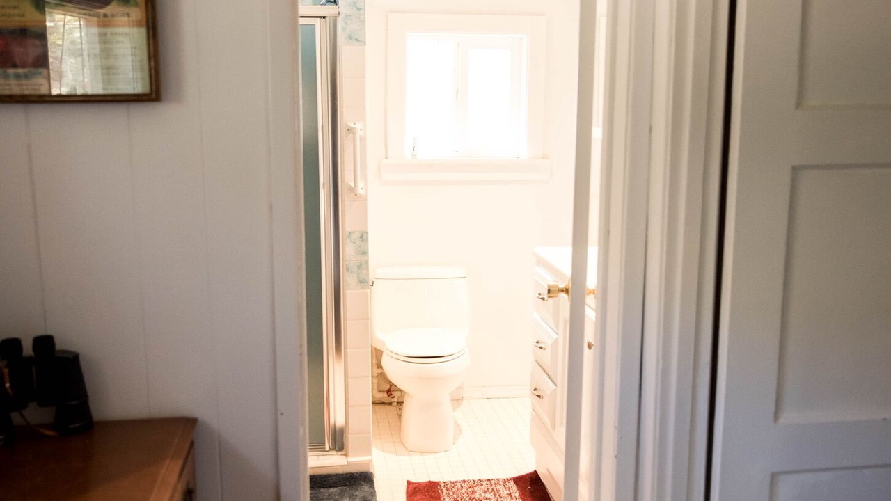 Photo of Bathroom in Congress