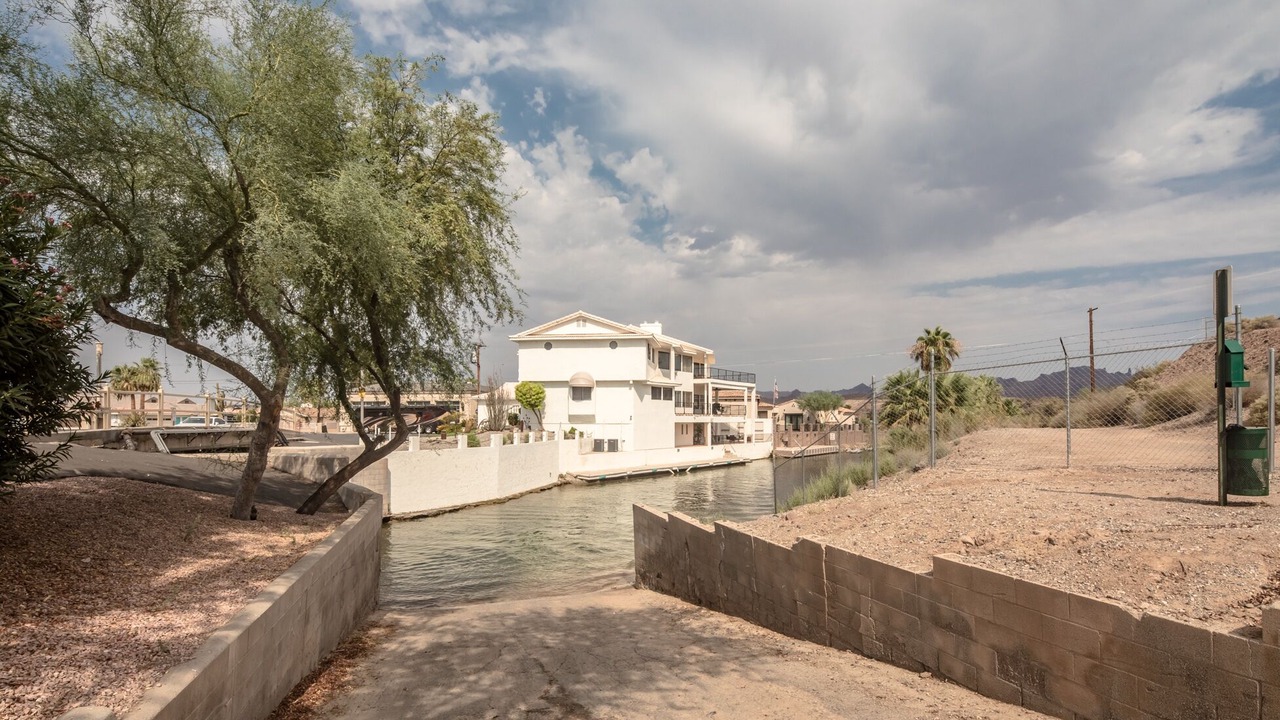 Photo of Outdoor in Parker Strip