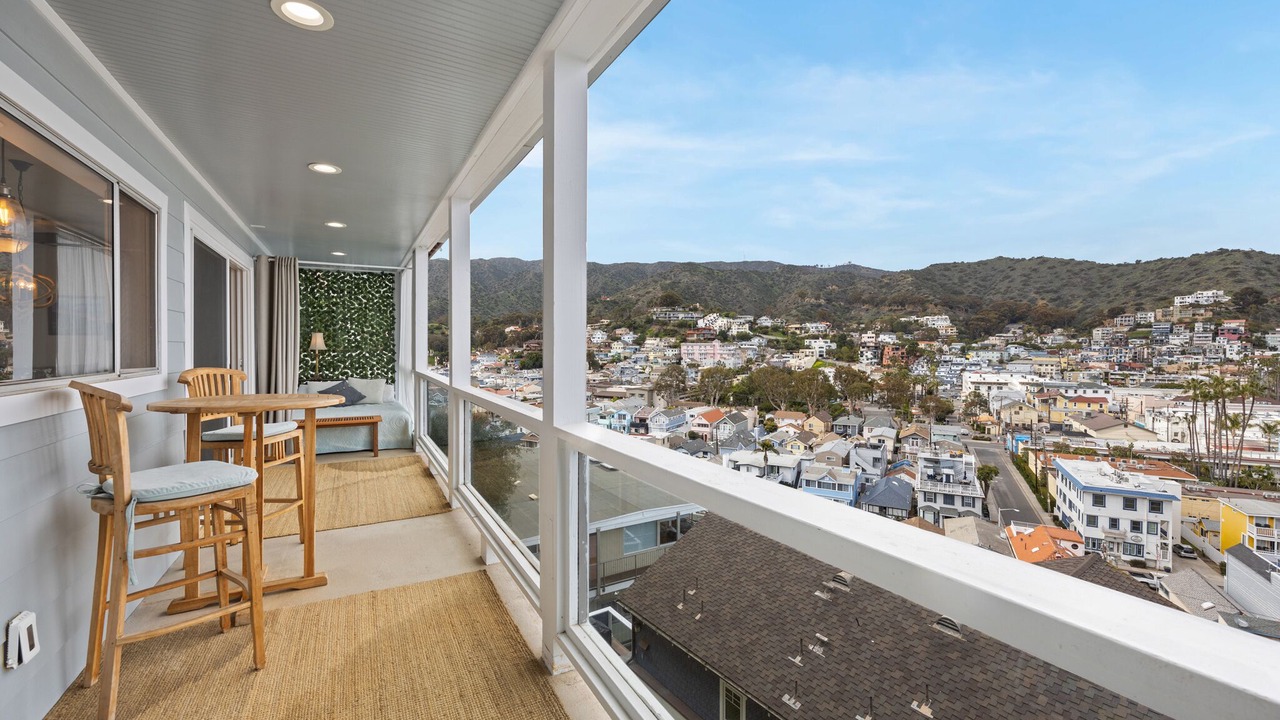 Photo of Patio Balcony in Avalon