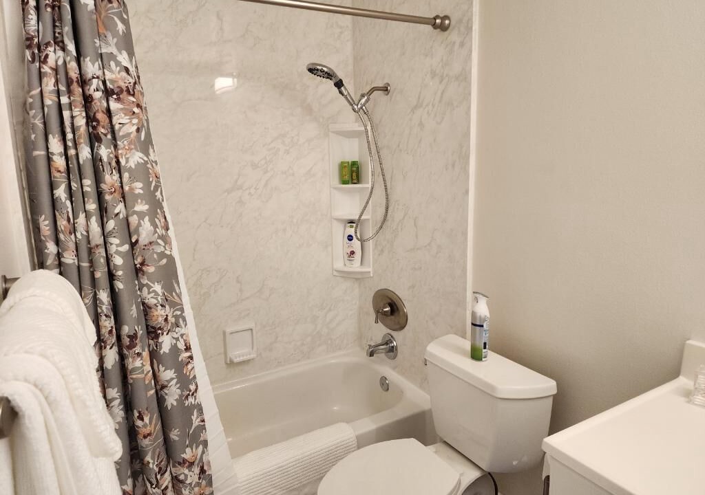 Photo of Bathroom in Port Hueneme