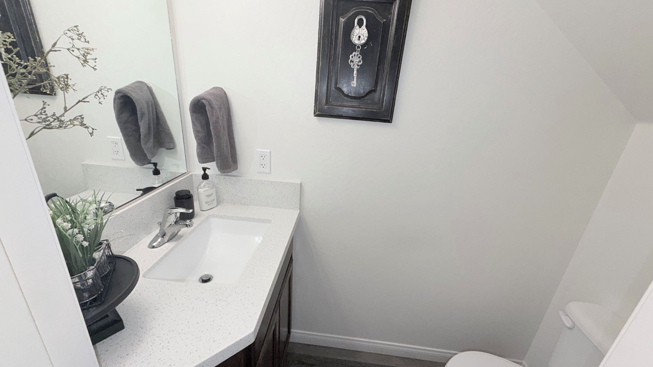 Photo of Bathroom in Tehachapi