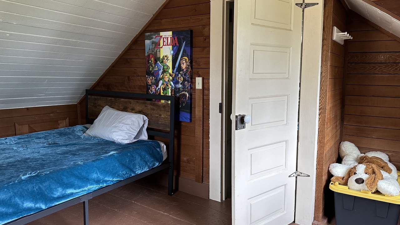 Photo of Bedroom in Bodega Bay
