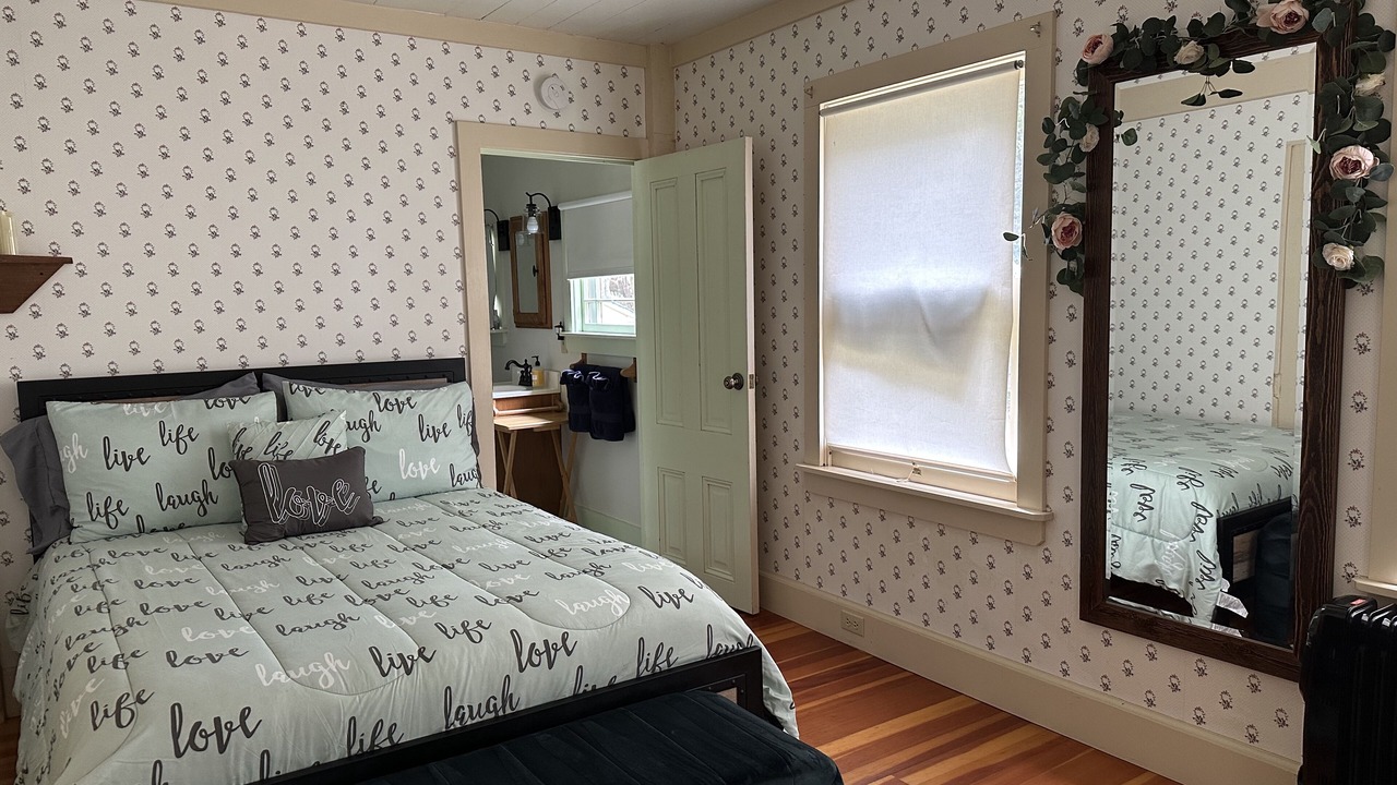 Photo of Bedroom in Bodega Bay