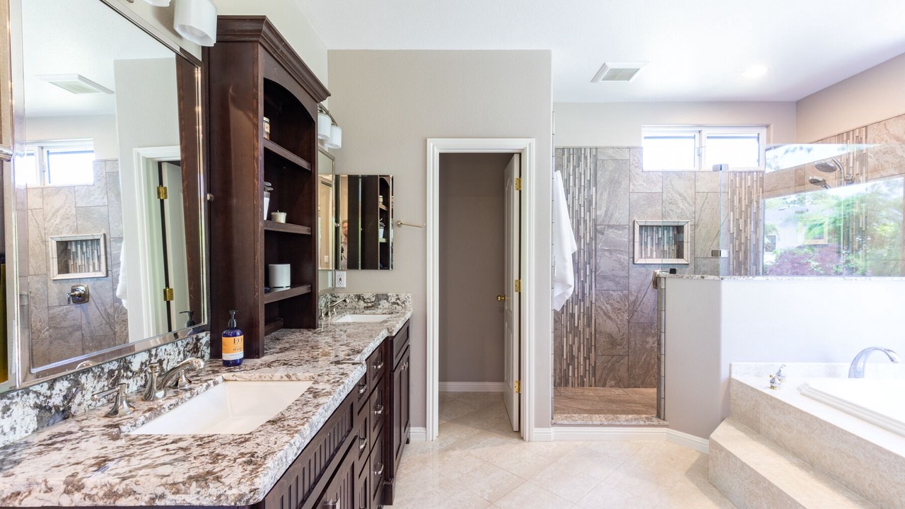Photo of Bathroom in El Verano