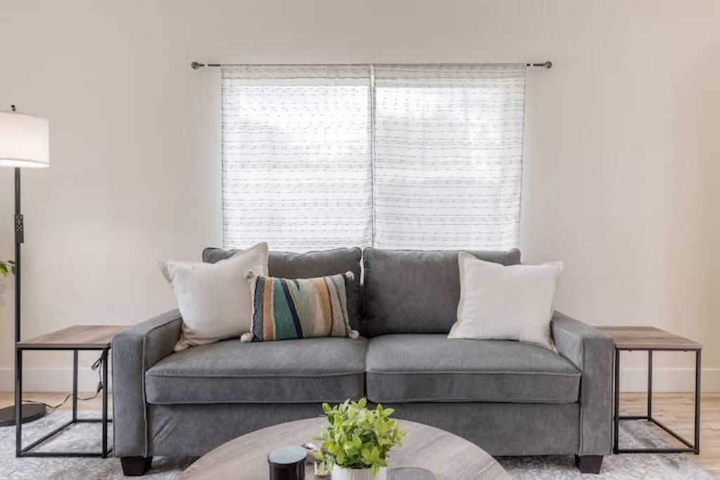 Photo of Livingroom in Concord
