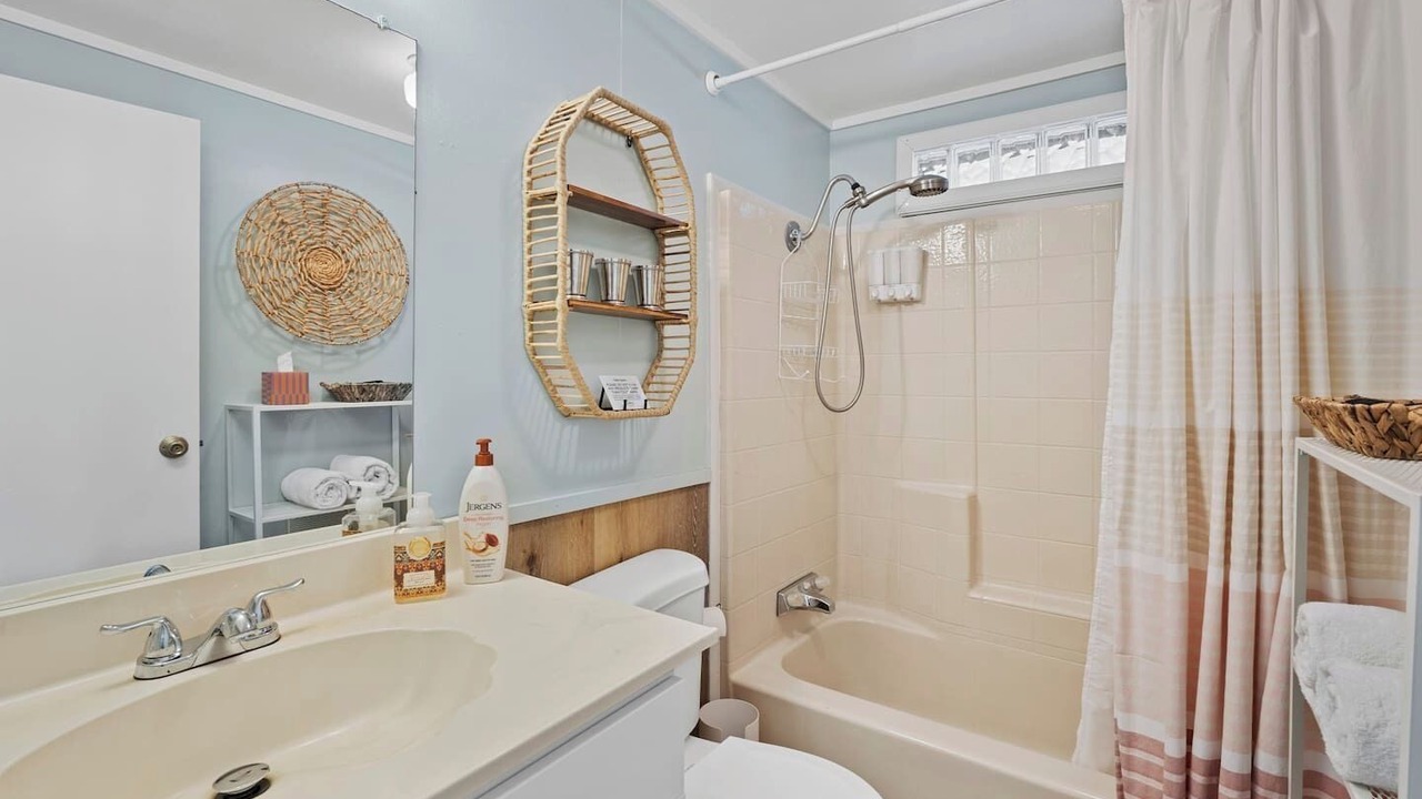 Photo of Bathroom in Yucca Valley