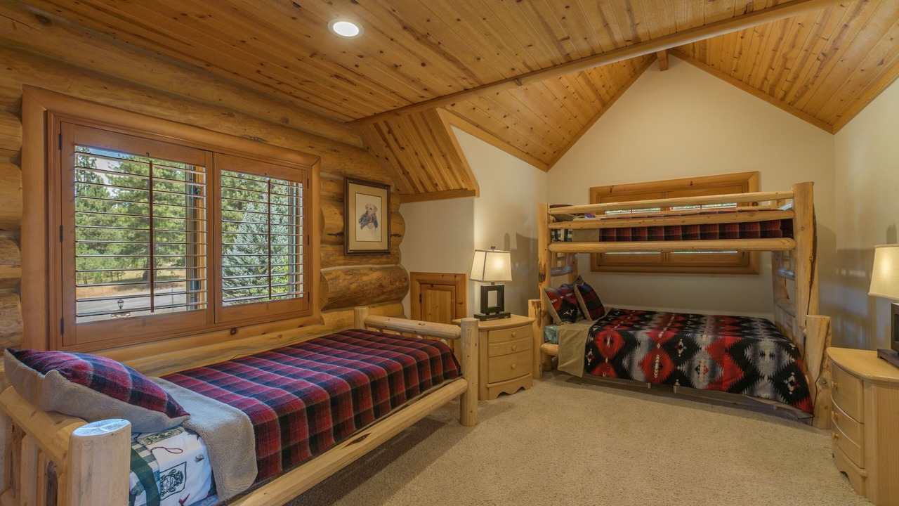 Photo of Bedroom in Valley Ranch