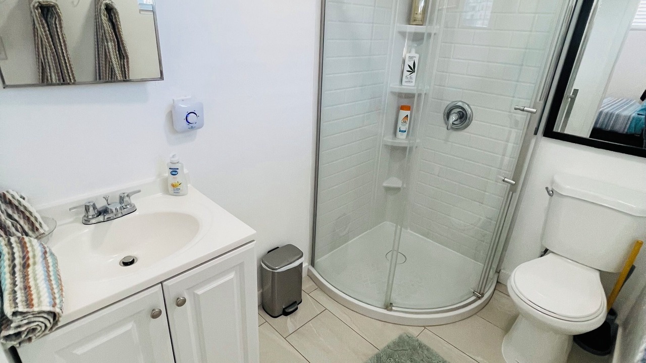 Photo of Bathroom in East Side Capistrano