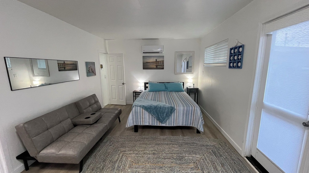 Photo of Bedroom in East Side Capistrano