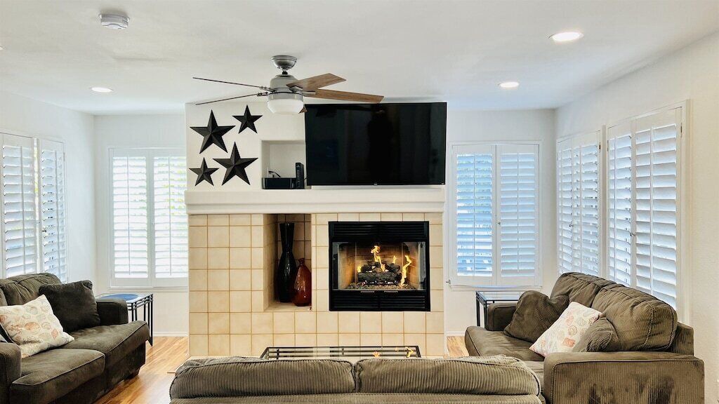 Photo of Livingroom in Townsite