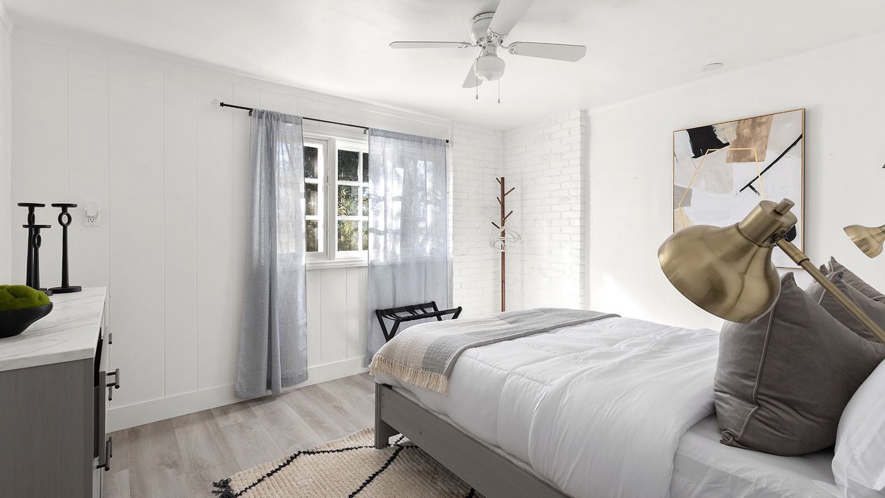 Photo of Bedroom in Lake Elsinore