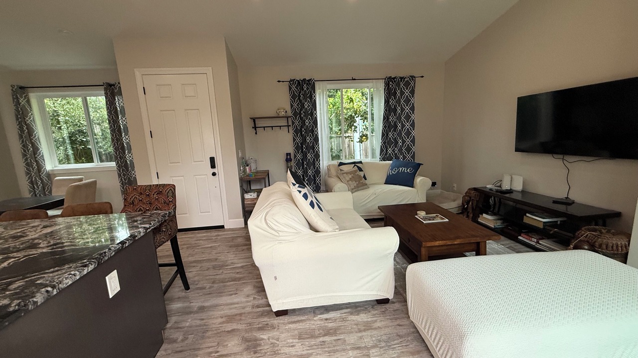 Photo of Livingroom in Redwood City