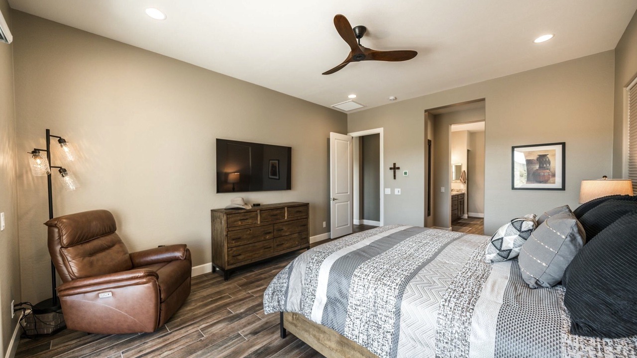 Photo of Bedroom in Wickenburg