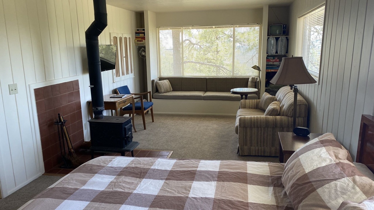 Photo of Bedroom in Highland Pines