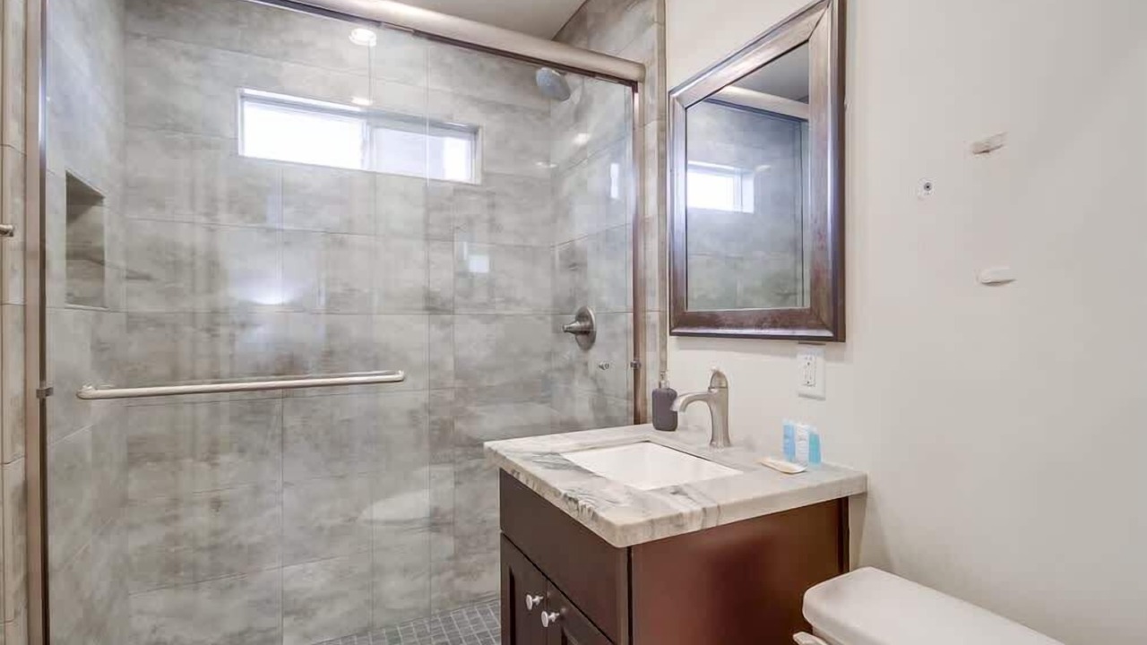 Photo of Bathroom in Bay Park