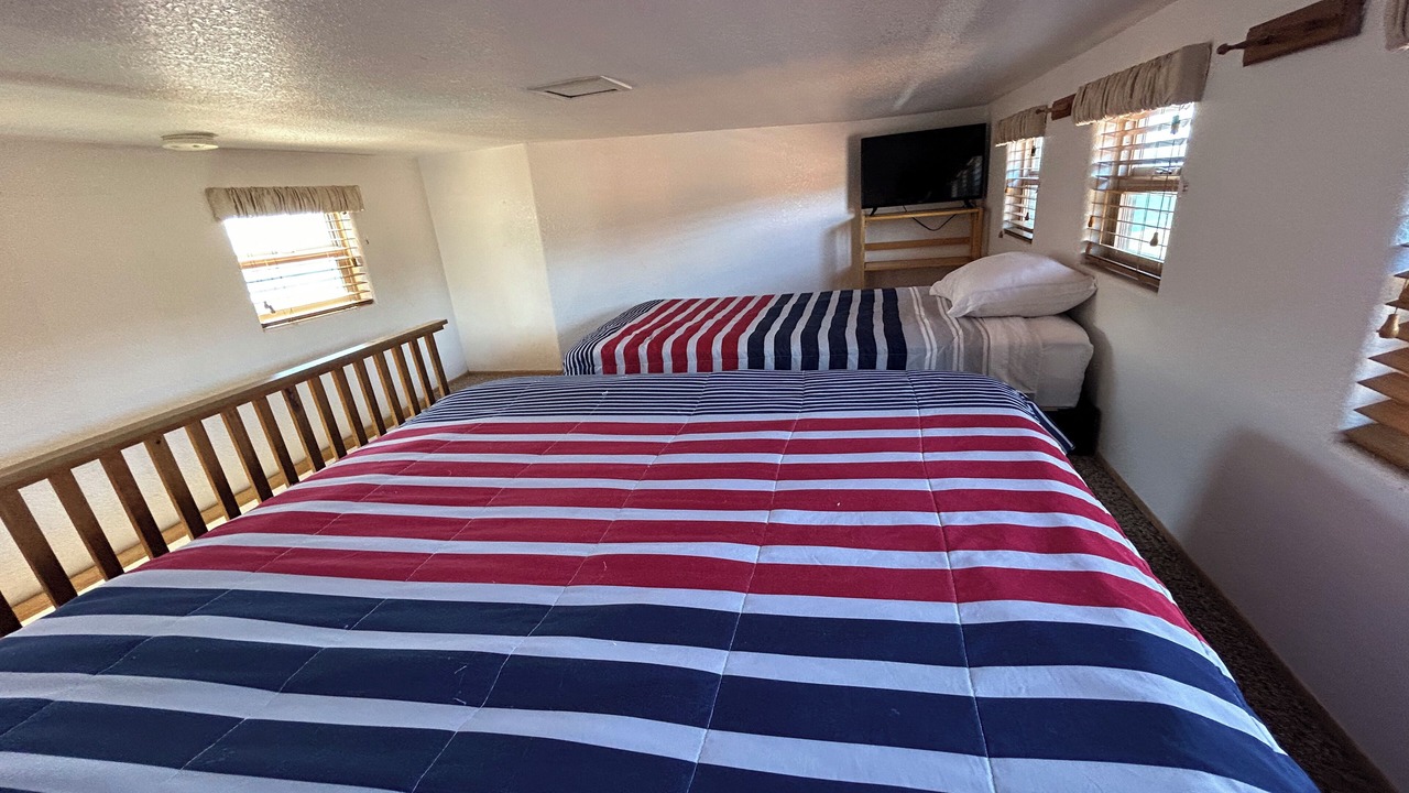 Photo of Bedroom in Smith River