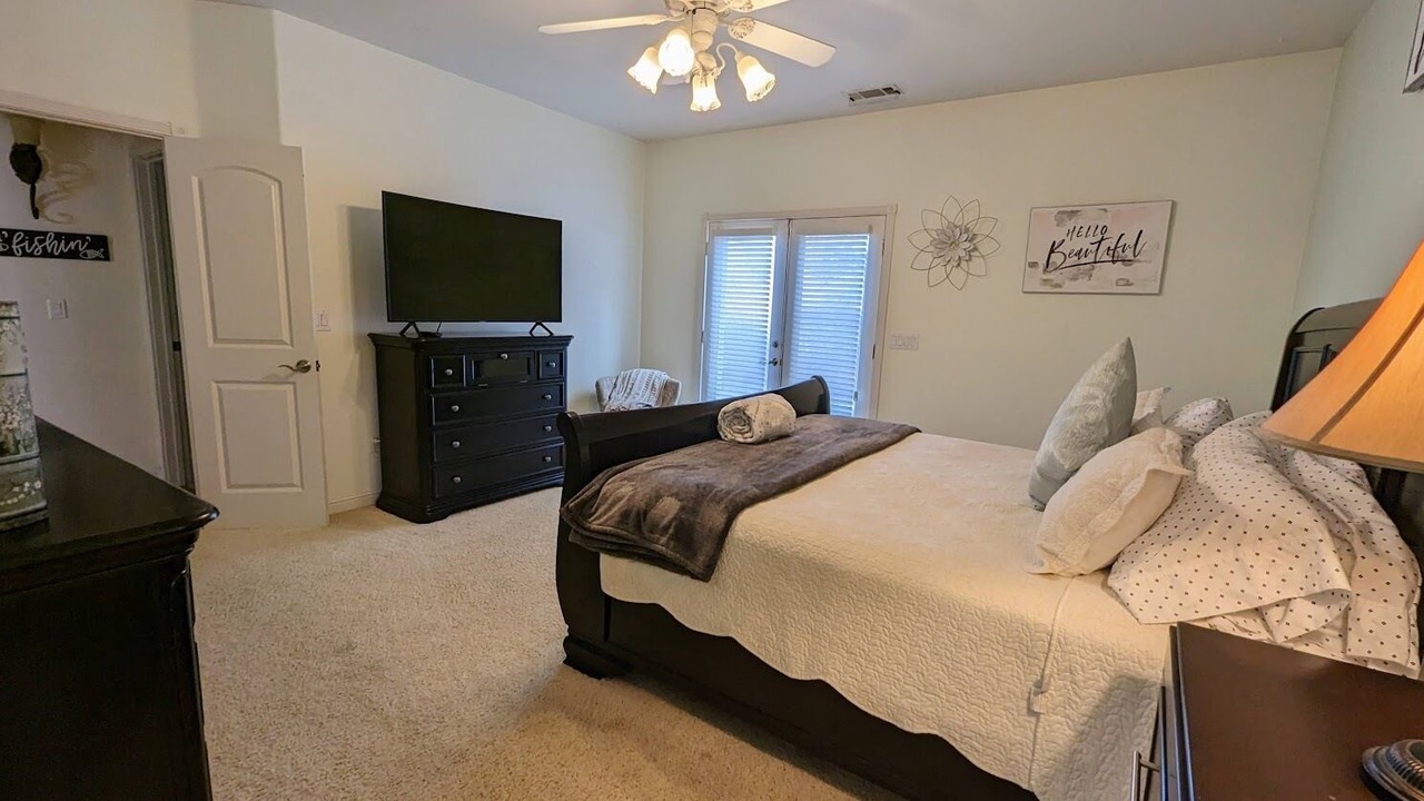 Photo of Bedroom in Redding