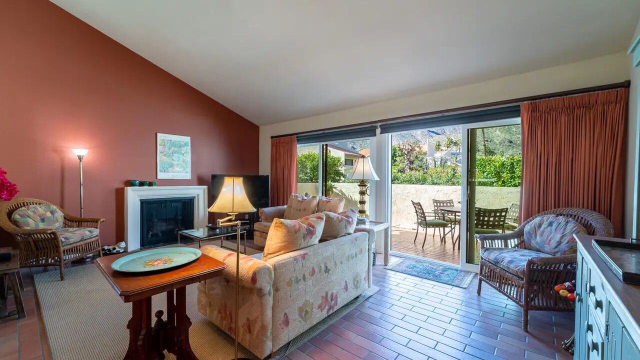 Photo of Livingroom in Indian Canyon