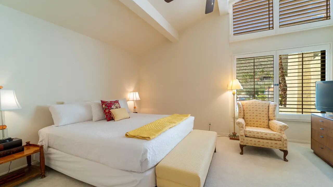 Photo of Bedroom in Indian Canyon