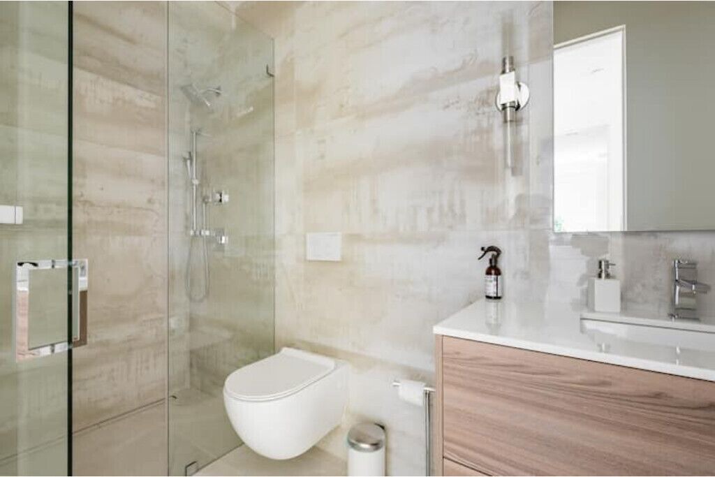 Photo of Bathroom in Dolores Heights