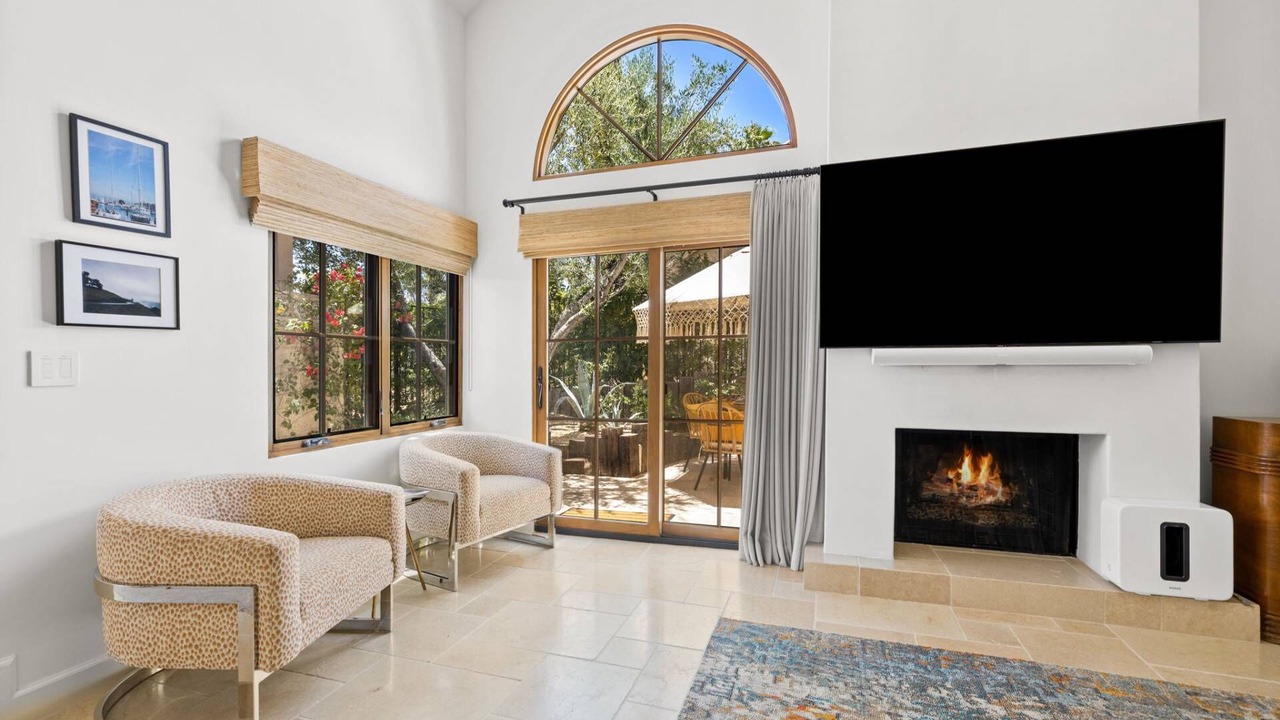Photo of Livingroom in Palm Desert