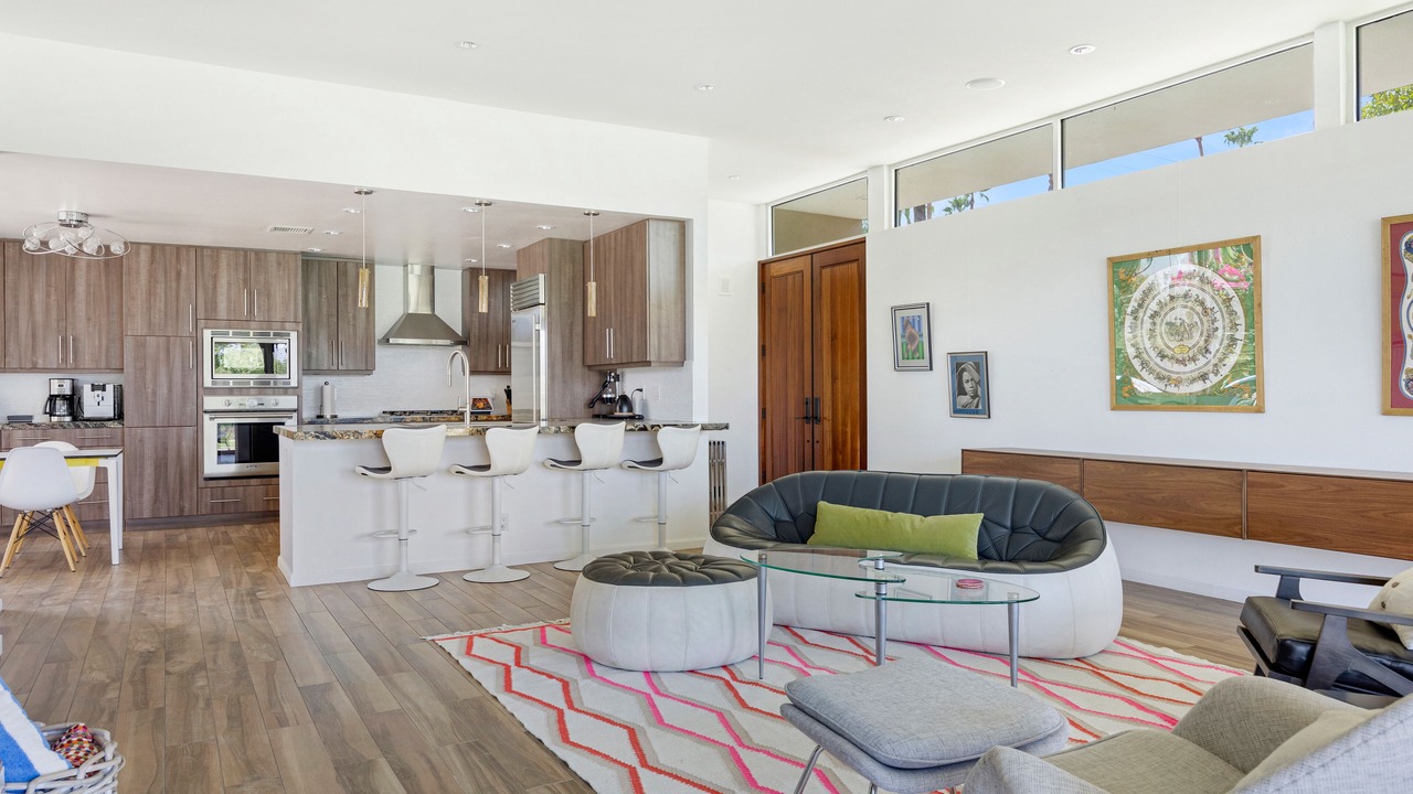 Photo of Livingroom in Palm Desert
