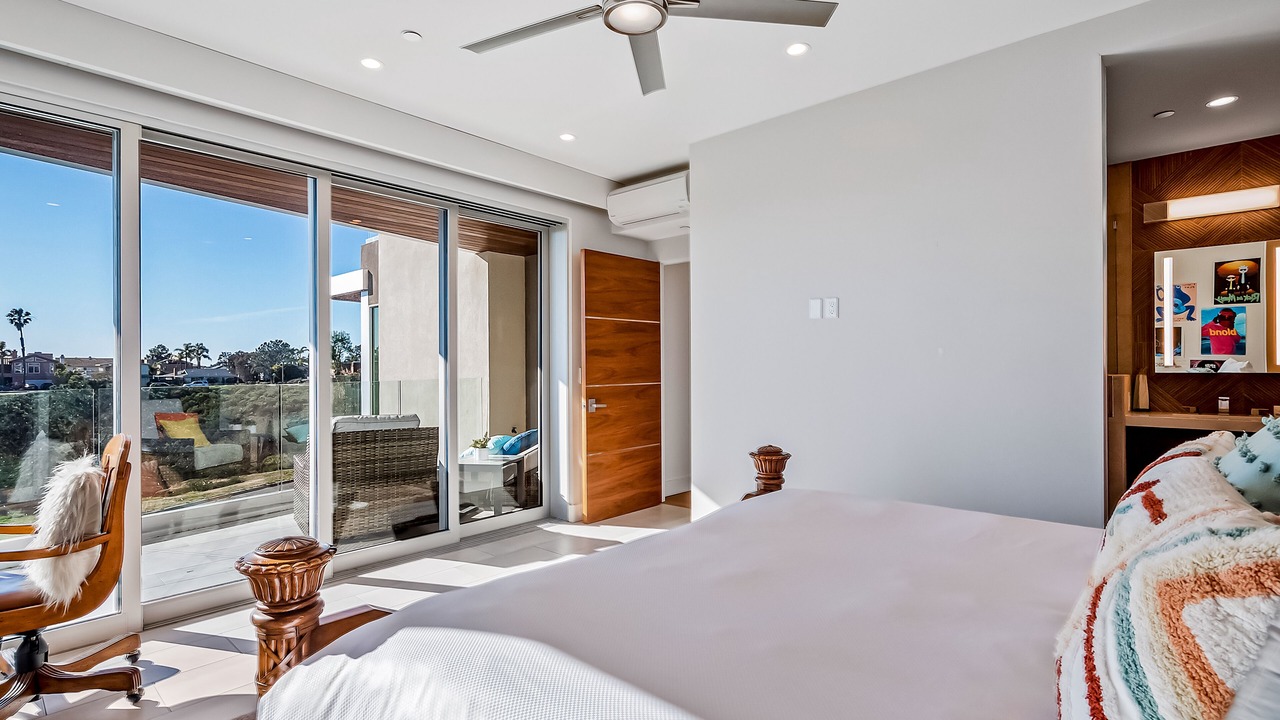 Photo of Bedroom in Del Mar Heights