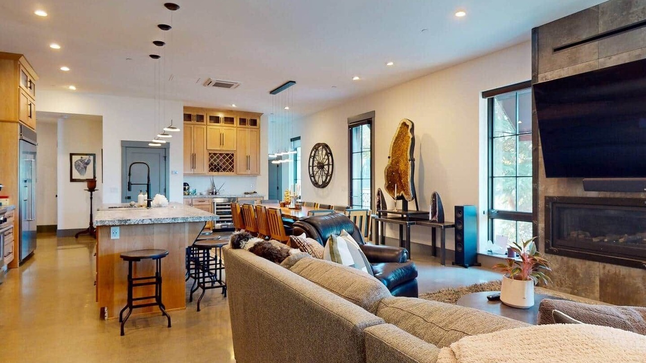 Photo of Livingroom in Nevada City
