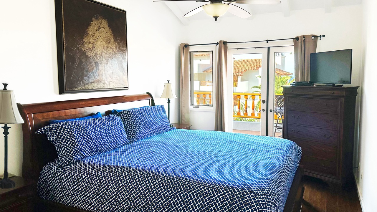Photo of Bedroom in Avalon