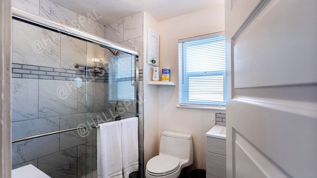 Photo of Bathroom in Downtown Sacramento