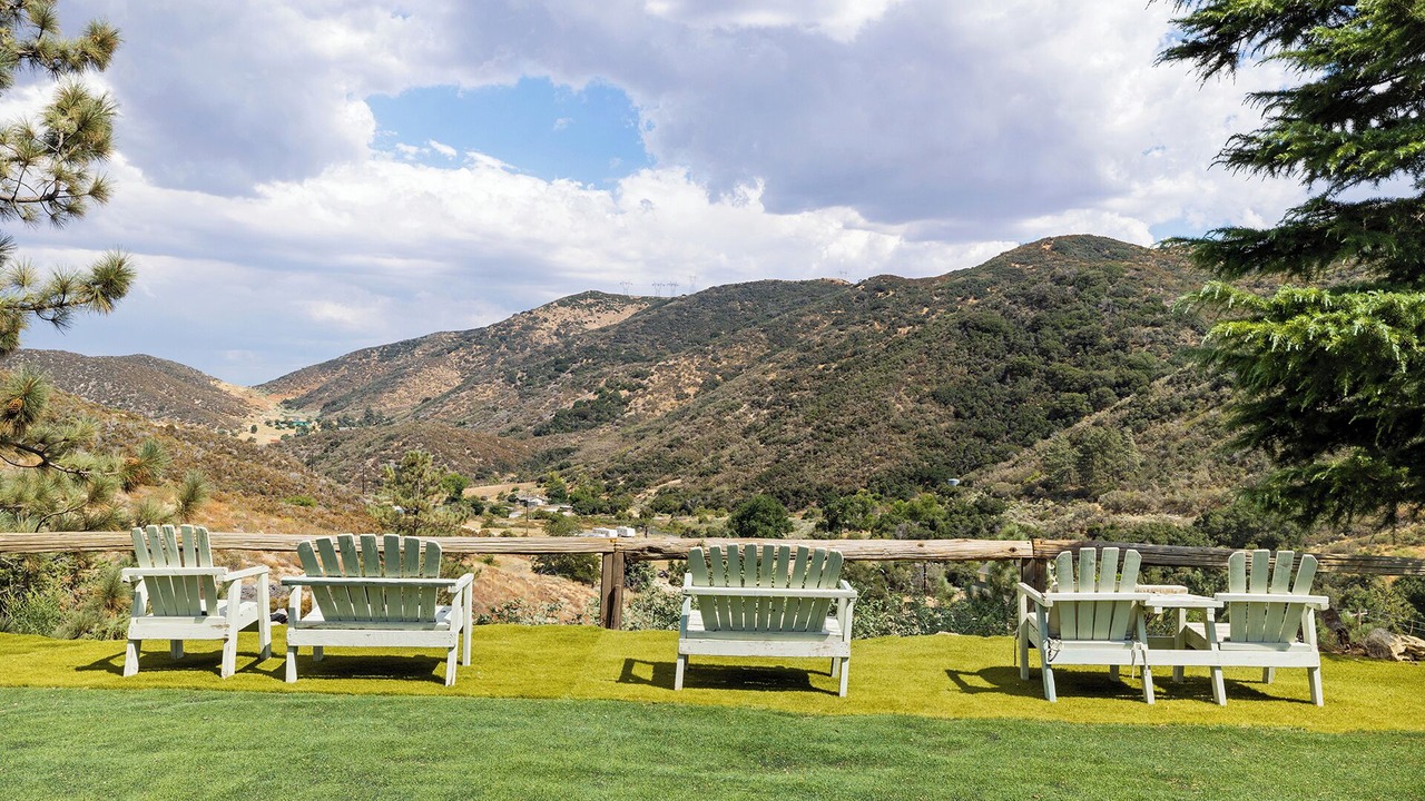 Photo of Others in Leona Valley