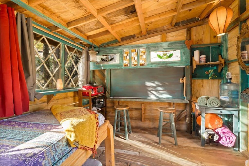 Photo of Bedroom in Leona Valley