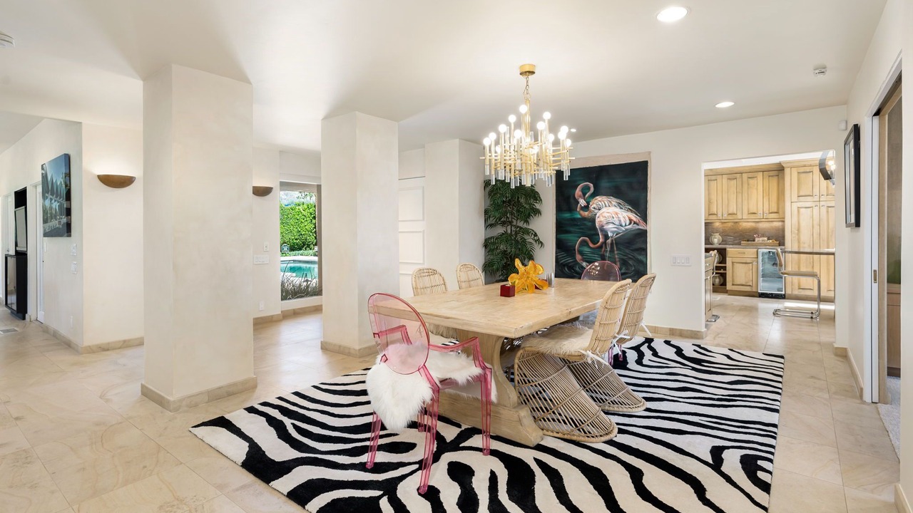 Photo of Livingroom in Indian Canyon