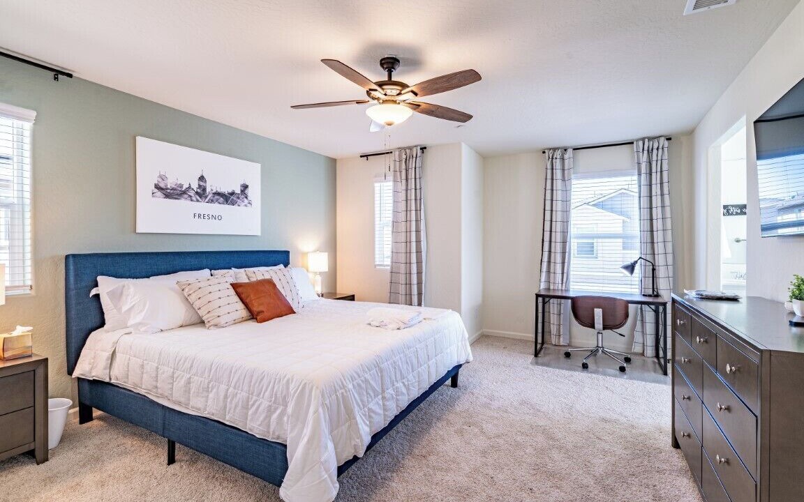 Photo of Bedroom in Raisin