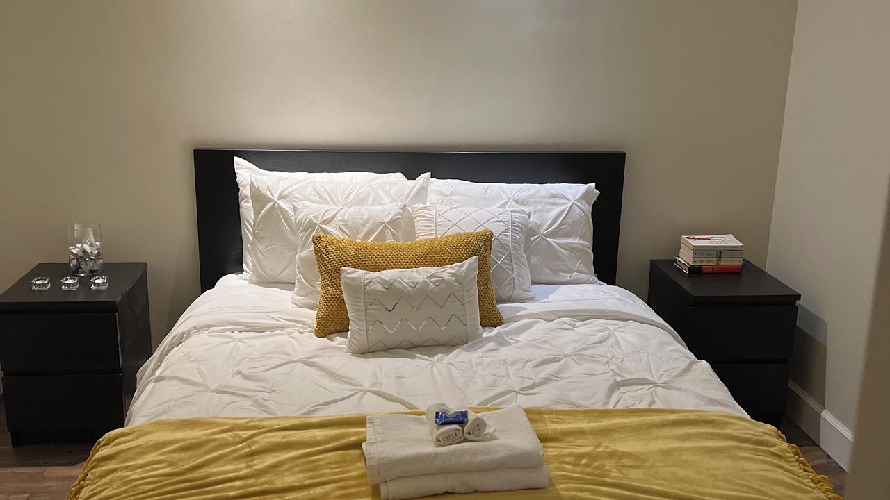 Photo of Bedroom in Downtown Sacramento