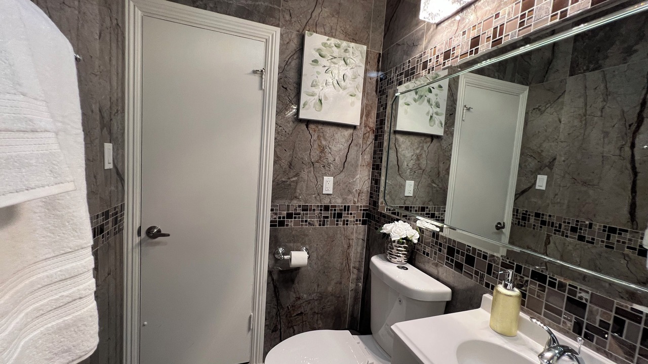Photo of Bathroom in Midway City
