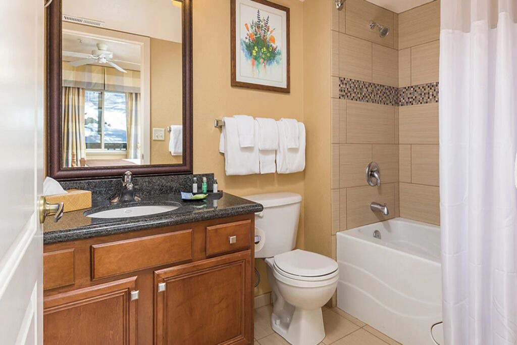 Photo of Bathroom in Round Hill Village