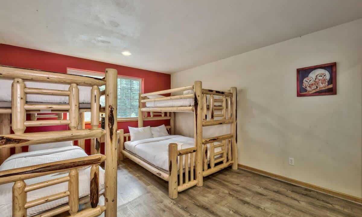 Photo of Bedroom in North Upper Truckee