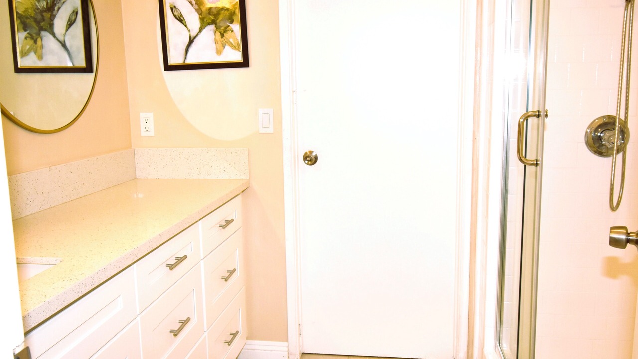 Photo of Bathroom in Midway City