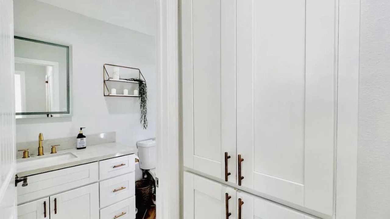 Photo of Bathroom in Central Mission Beach