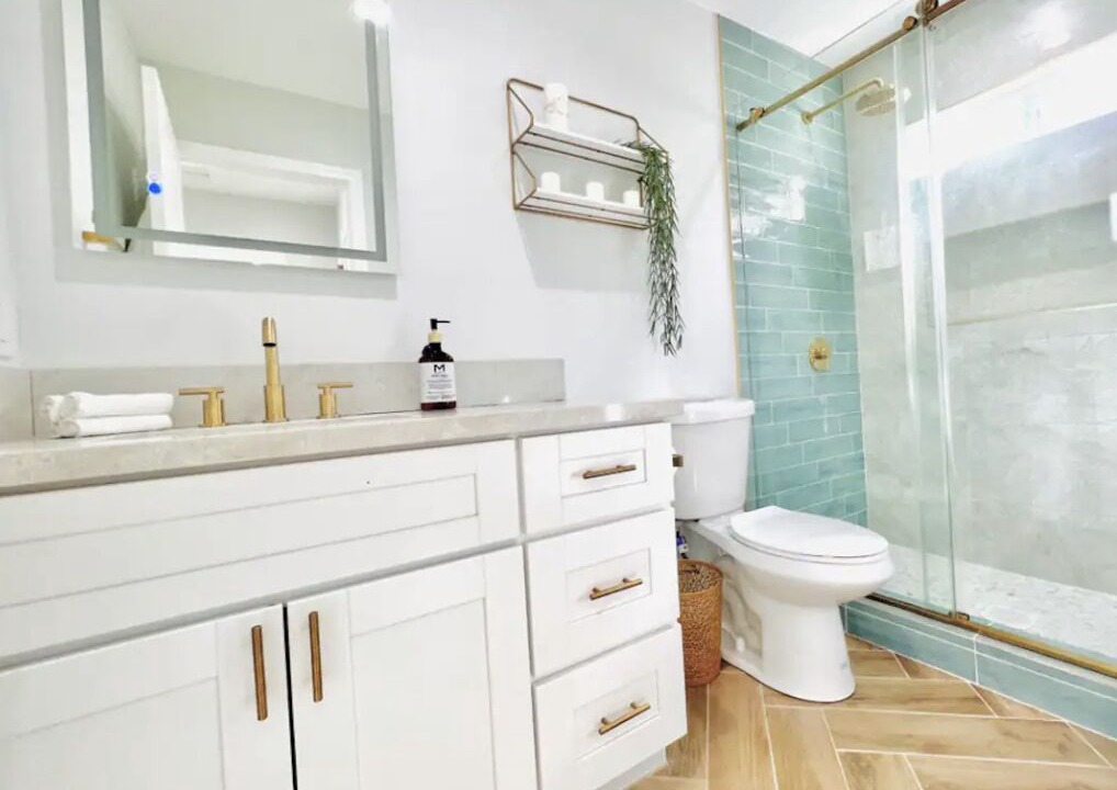 Photo of Bathroom in Central Mission Beach