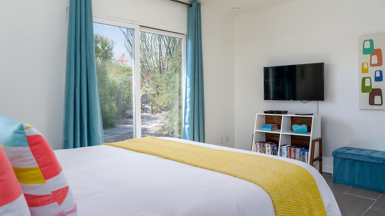 Photo of Bedroom in Chino Canyon