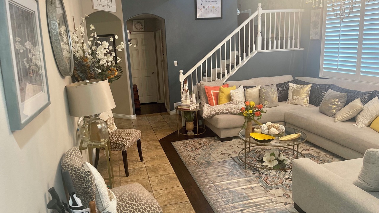 Photo of Livingroom in Agua Dulce