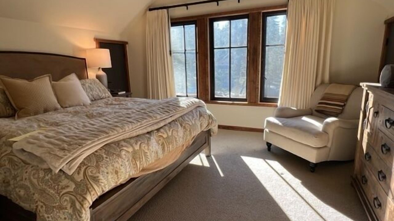 Photo of Bedroom in Sugar Bowl Resort